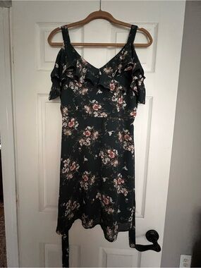 Collectif Dark Green Floral Spring/Summer Ruffle Dress